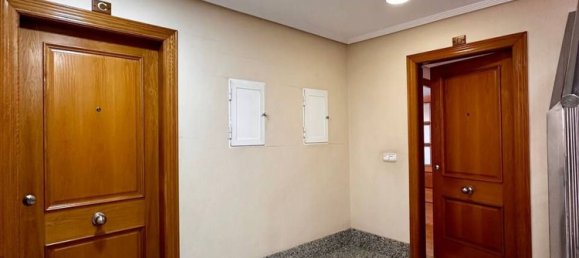 Apartamento de 3 dormitorios en Torrevieja, Spain No. 143210 30