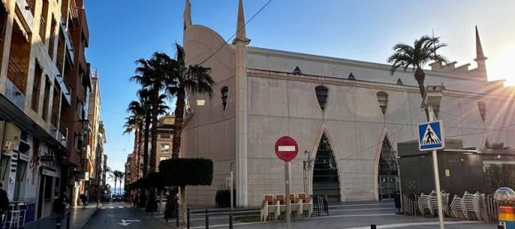 Apartamento de 3 dormitorios en Torrevieja, Spain No. 143210 47