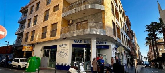 Apartamento de 3 dormitorios en Torrevieja, Spain No. 143210 44