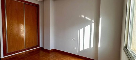 Apartamento de 3 dormitorios en Torrevieja, Spain No. 143210 51