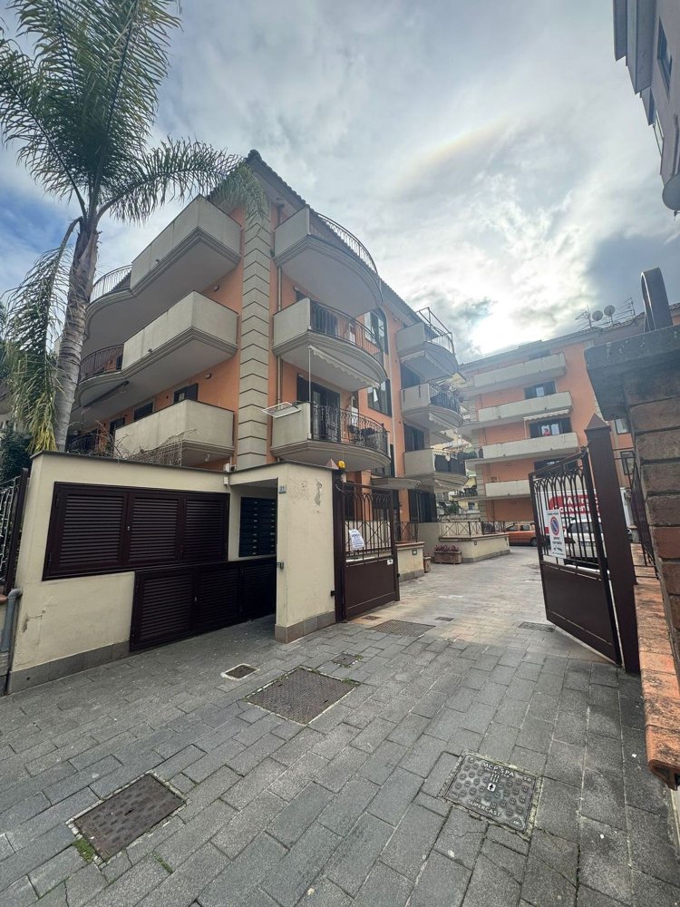 2 rooms Apartment in Pagani, Italy No. 117942