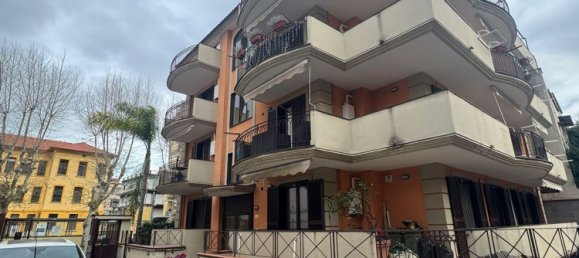 2 rooms Apartment in Pagani, Italy No. 117942 2