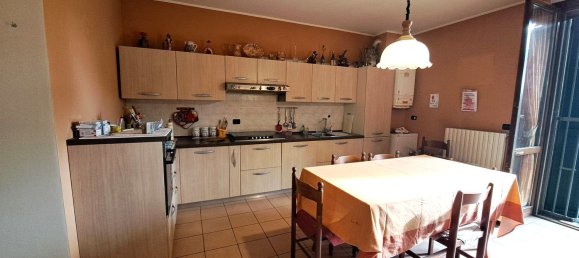 Apartamento de 2 divisões em Suzzara, Italy N.º 98183 7