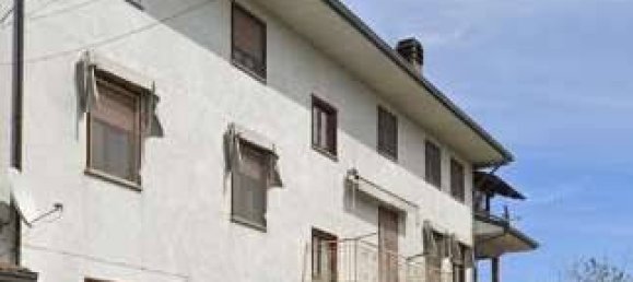 5 rooms Apartment in Fresonara, Italy No. 200074 9