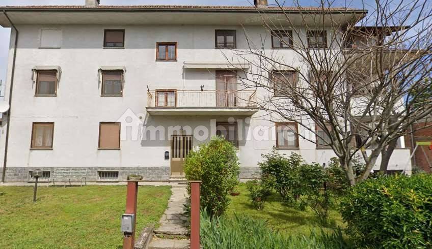 5 rooms Apartment in Fresonara, Italy No. 200074