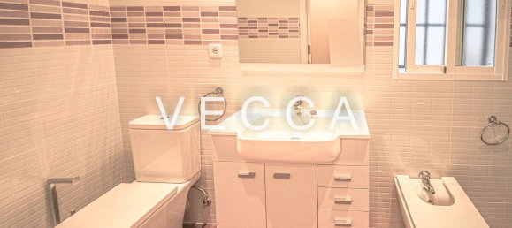 3 bedrooms Apartment in Madrid, Spain No. 187203 12