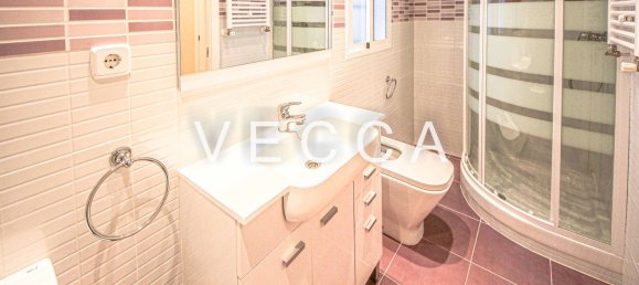 3 bedrooms Apartment in Madrid, Spain No. 187203 13