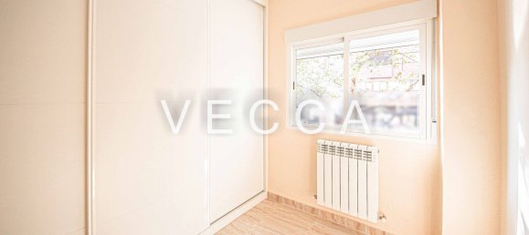 3 bedrooms Apartment in Madrid, Spain No. 187203 5