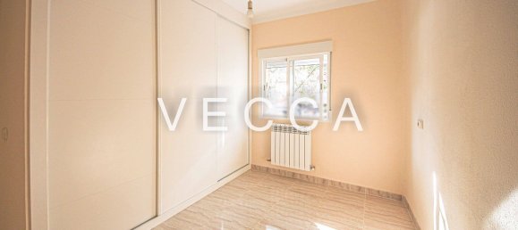 3 bedrooms Apartment in Madrid, Spain No. 187203 7