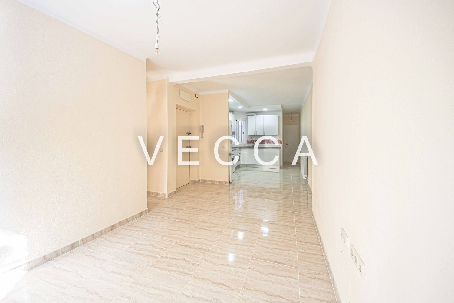 3 bedrooms Apartment in Madrid, Spain No. 187203