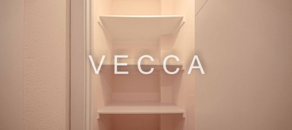 3 bedrooms Apartment in Madrid, Spain No. 187203 15