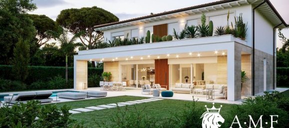 5 bedrooms Villa in Forte dei Marmi, Italy No. 36473 2