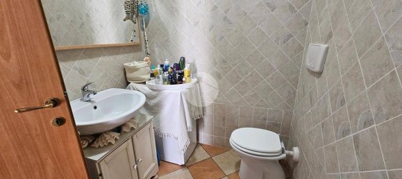 Villa de 2 dormitorios en Anzio, Italy No. 261468 8