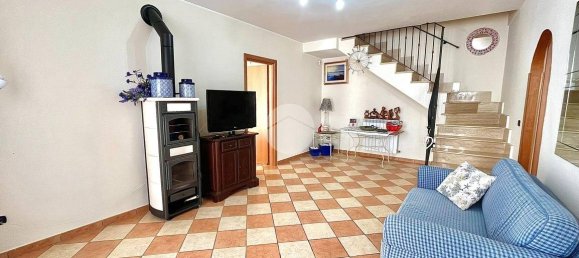 Villa de 2 dormitorios en Anzio, Italy No. 261468 2