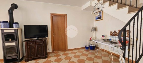 Villa de 2 dormitorios en Anzio, Italy No. 261468 9