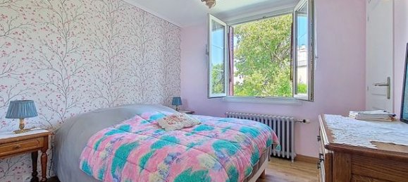 2 bedrooms House in Sainte-Genevieve, France No. 307675 7