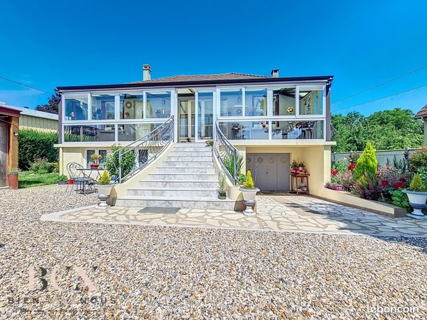 2 bedrooms House in Sainte-Genevieve, France No. 307675