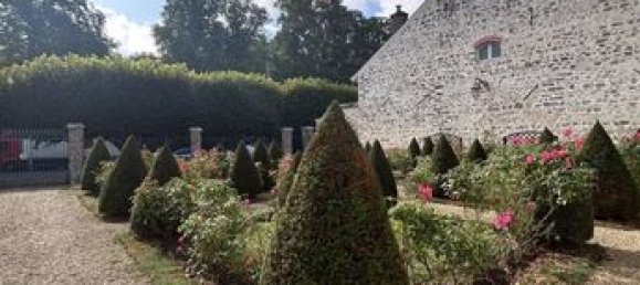 Estudio en Fontainebleau, France No. 283499 2