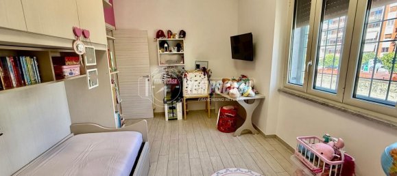 4 rooms Apartment in Naples, Italy No. 286730 14