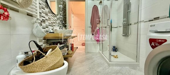 4 rooms Apartment in Naples, Italy No. 286730 9