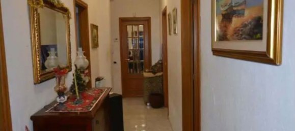 5-Zimmer Haus in Pedara, Italy, Nr. 201560 4