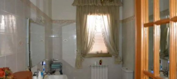 5-Zimmer Haus in Pedara, Italy, Nr. 201560 9