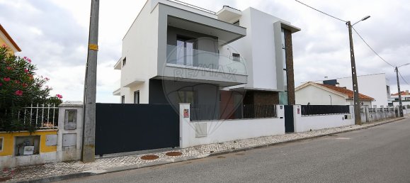 5 bedrooms House in Loures, Portugal No. 47440 2