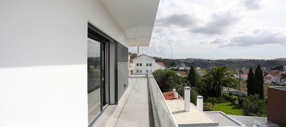 5 bedrooms House in Loures, Portugal No. 47440 44