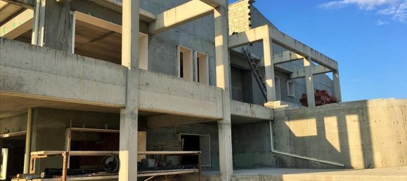 5 Schlafzimmer Gewerbliche Immobilien in Thermaic Gulf, Greece, Nr. 4697 8