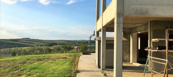 5 Schlafzimmer Gewerbliche Immobilien in Thermaic Gulf, Greece, Nr. 4697 9