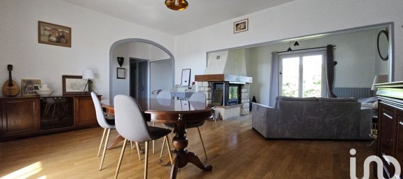 Casa de 4 dormitorios en Sancerre, France No. 263657 2