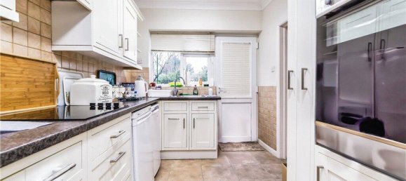 2 Schlafzimmer Bungalow in Croydon, United Kingdom, Nr. 7977 7