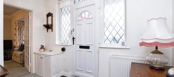 2 Schlafzimmer Bungalow in Croydon, United Kingdom, Nr. 7977 2