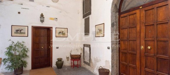 Apartamento de 5 habitaciónes en Naples, Italy No. 24738 6