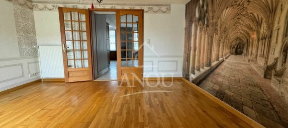 3 bedrooms House in Brou, France No. 64191 4