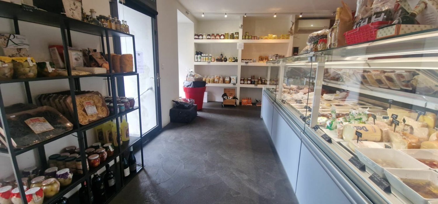 Propriété commerciale à Mulhouse, France 52m² No. 222039