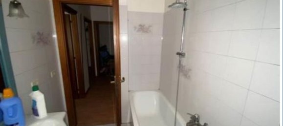 3 rooms Apartment in Passignano sul Trasimeno, Italy No. 192648 14