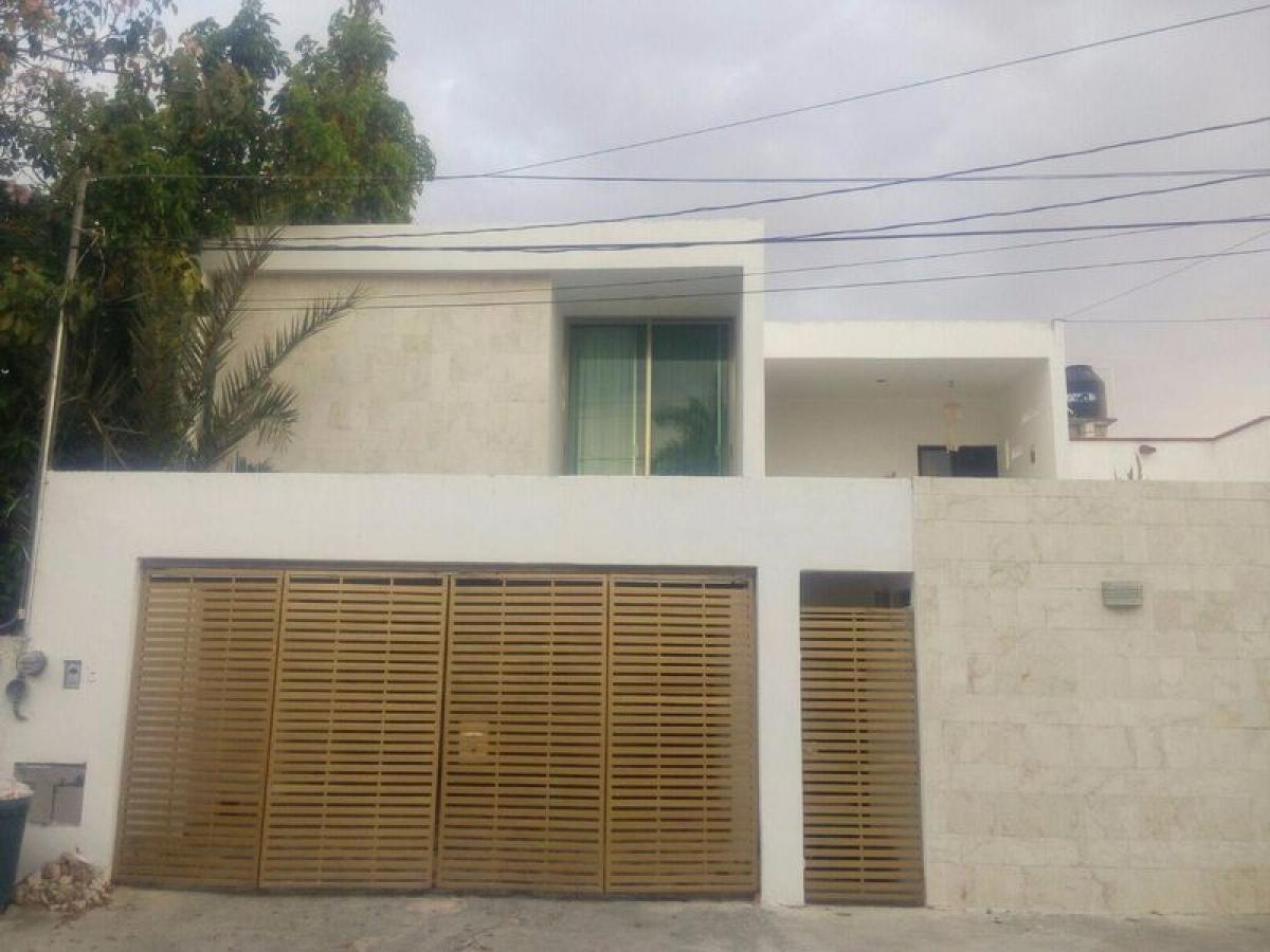 Casa de 4 dormitorios en Yucatán, Mexico No. 164288