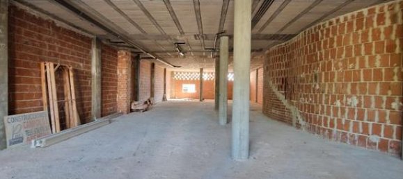 283m² Commercial property in Ceuti, Spain No. 161569 3