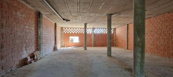 283m² Commercial property in Ceuti, Spain No. 161569 4
