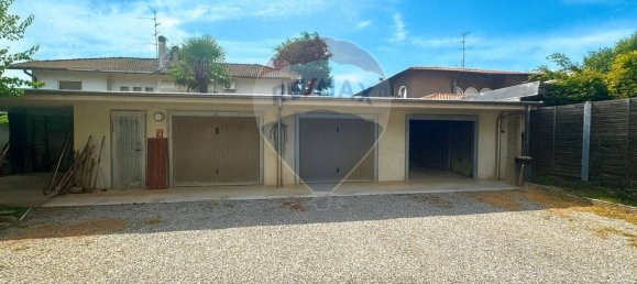 4 Schlafzimmer Villa in Caltignaga, Italy, Nr. 262209 14