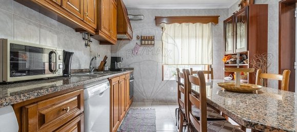 Apartamento de 3 dormitorios en Vermoim, Portugal No. 320484 5