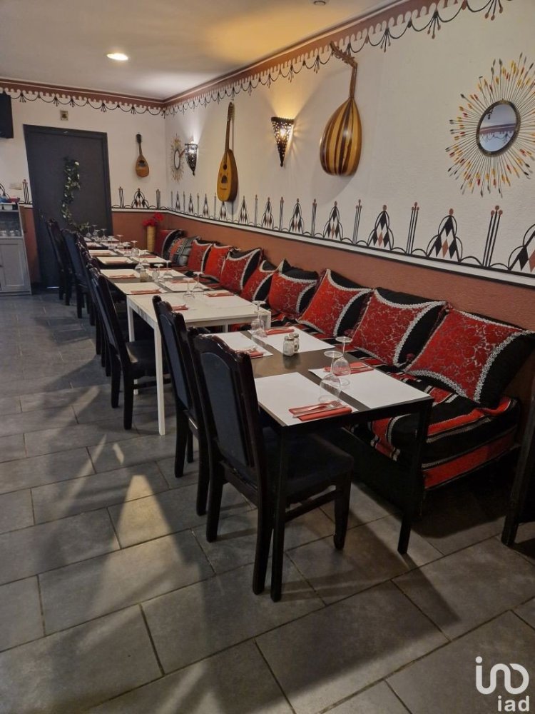 Propiedad comercial en Raismes, France 105 m² No. 248312