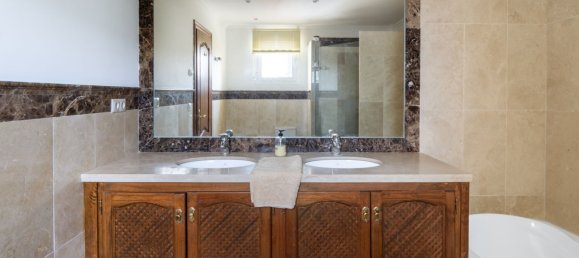 4 bedrooms Townhouse in Istan, Spain No. 135809 24