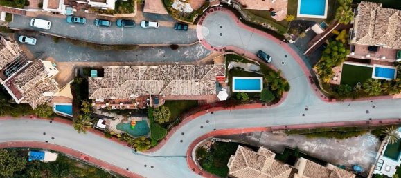 4 bedrooms Townhouse in Istan, Spain No. 135809 3