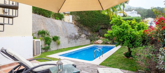 4 bedrooms Townhouse in Istan, Spain No. 135809 4