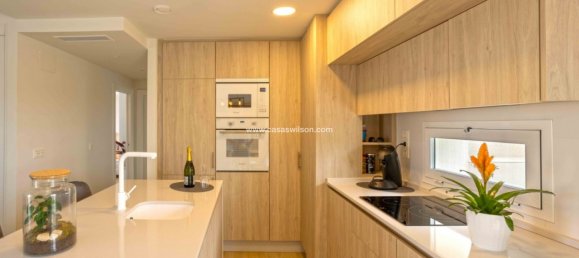 Пентхаус с 2 спальнями в Аликанте, Испания № 45976 11