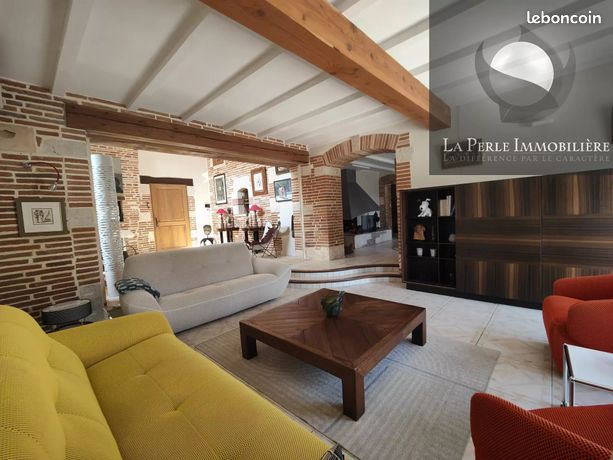 Casa de 4 dormitorios en Moissac, France No. 315176