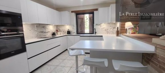 Casa de 4 dormitorios en Moissac, France No. 315176 10