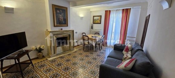 3 bedrooms Apartment in Siena, Italy No. 190343 4